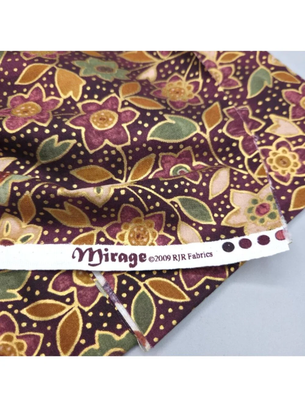 Mirage Floral Pattern Cotton Fabric RJR Fabrics 2009 Quilting Weight OOP 1 Yard